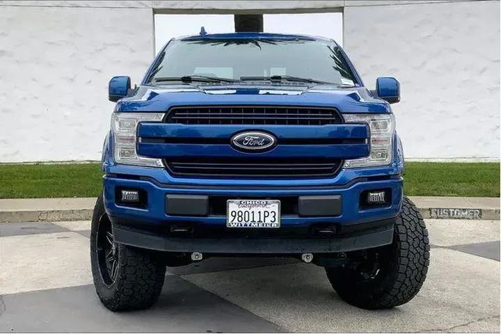 $35985 : Ford F-150 2018 4x4 Lariat 4 image 3