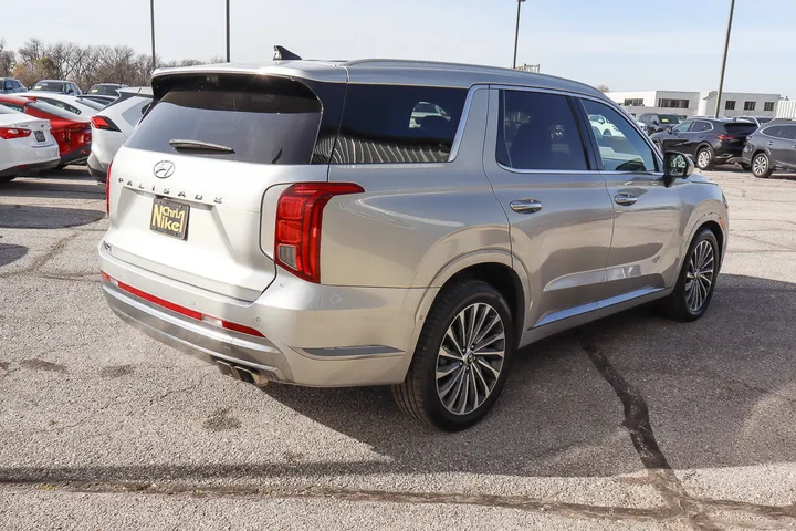 $35188 : 2024 Palisade Calligraphy FWD image 4