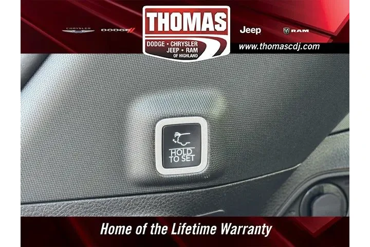 $33102 : Jeep Grand Cherokee 2025 4x4 image 8