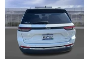 $28204 : Jeep Grand Cherokee 2023 4x4 thumbnail