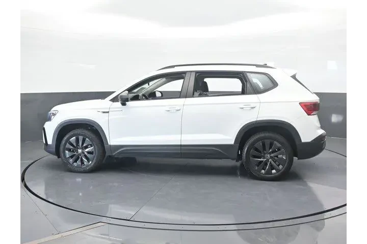 $16991 : Volkswagen Taos 2022 S 4dr S image 3