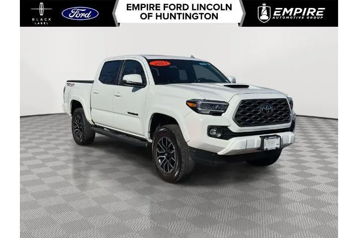 $39096 : Toyota Tacoma 2023 4x4 TRD P image 1