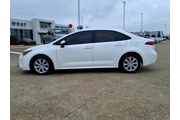 $18988 : Toyota Corolla 2022 LE 4dr S thumbnail