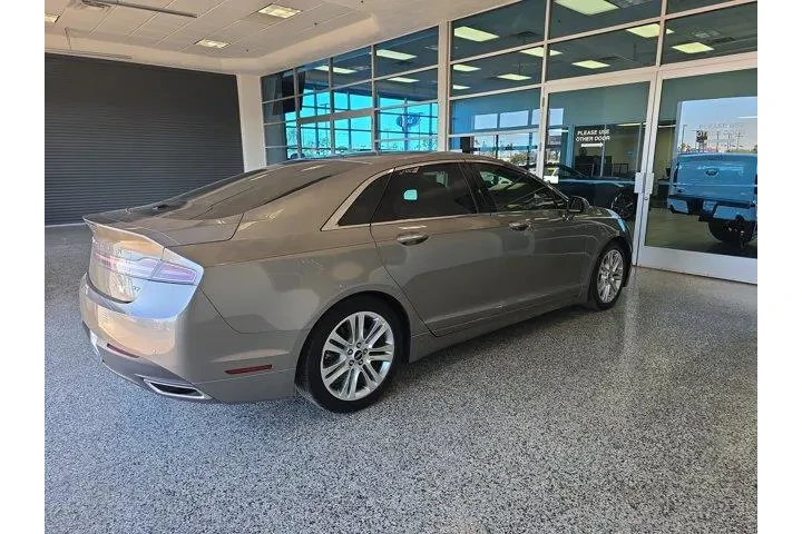 $10599 : Lincoln MKZ 2016 V6 4dr Seda image 3
