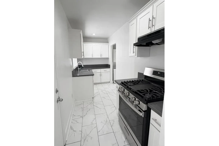 $1100 : ¡Departamento de 1 habitación! image 2