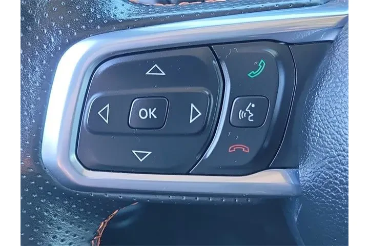 $37563 : Jeep Gladiator 2023 4x4 Moja image 8