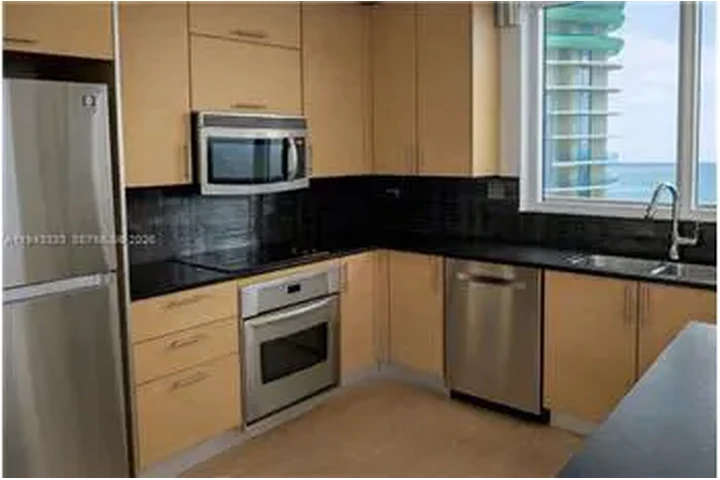 $5800 : Rental property with 2 bedro image 7