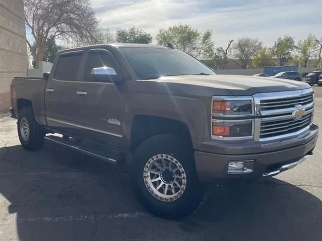 2015 Chevrolet Silverado 1500 image 2