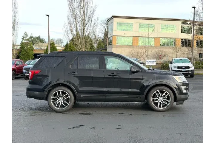 $11900 : Ford Explorer 2016 AWD Sport image 2