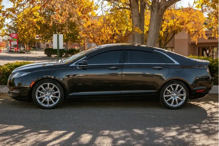 2015 MKZ image 8