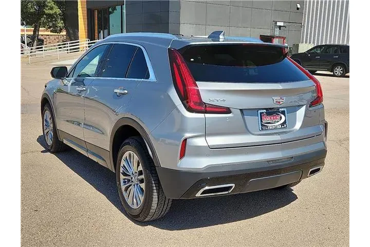 $34995 : Cadillac XT4 2024 Premium Lu image 3