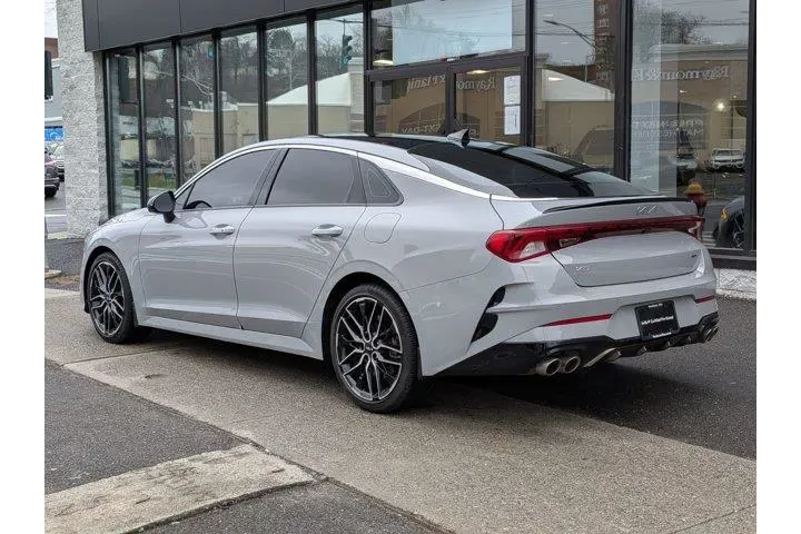 $26695 : Kia K5 2023 GT 4dr Sedan image 9