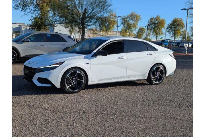 $20990 : Hyundai ELANTRA 2022 N Line image 8