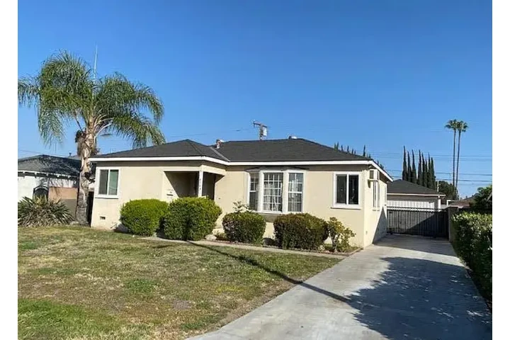 $1995 : ¡Su nueva casa le espera! image 2