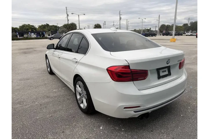 $13495 : 2018 BMW 3 Series 330i image 10