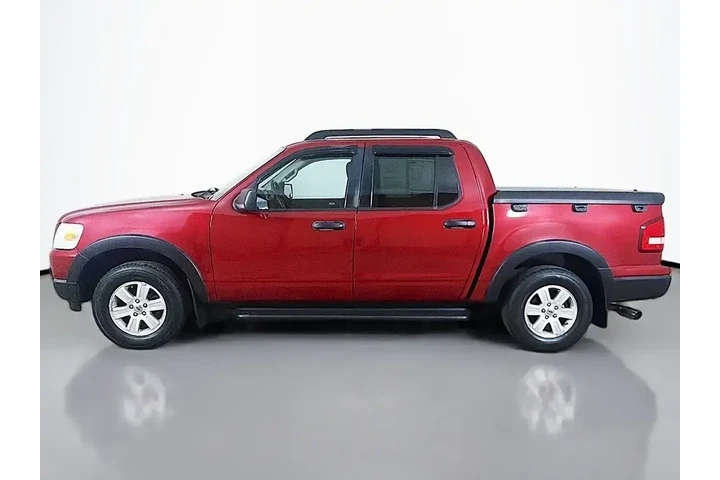 $9490 : Ford Explorer Sport Trac 200 image 8