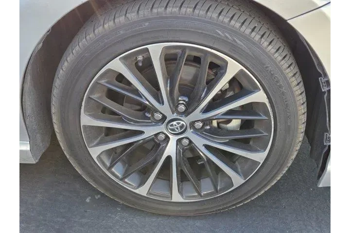 $18991 : Toyota Camry 2018 SE 4dr Sed image 3