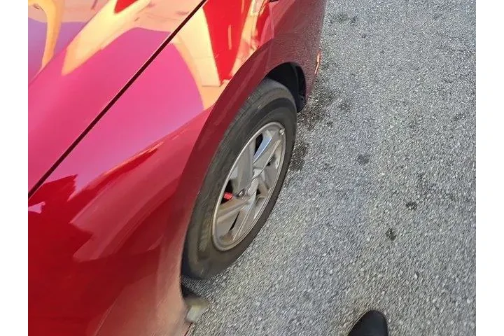 $18025 : Hyundai ELANTRA 2024 SE 4dr image 6