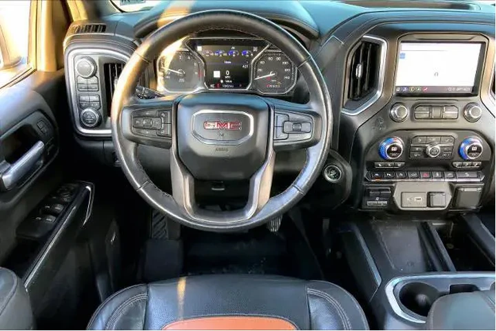 $39384 : GMC Sierra 1500 2021 4x4 AT4 image 5
