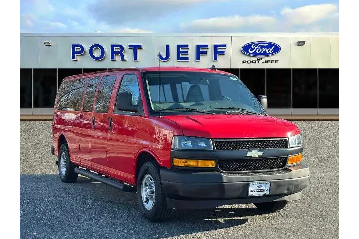 $22886 : Chevrolet Express 2019 LS 35 image 2