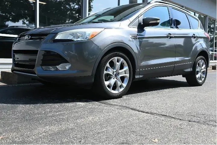 $6988 : Ford Escape 2013 SEL 4dr SUV image 1