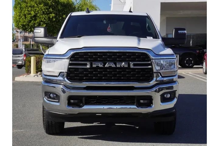 $34444 : Ram 2500 2023 4x4 Big Horn 4 image 10