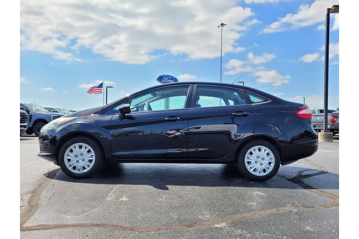 $7998 : Ford Fiesta 2018 S 4dr Sedan image 7