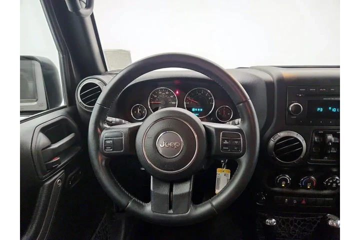 $18998 : Jeep Wrangler Unlimited 2017 image 10