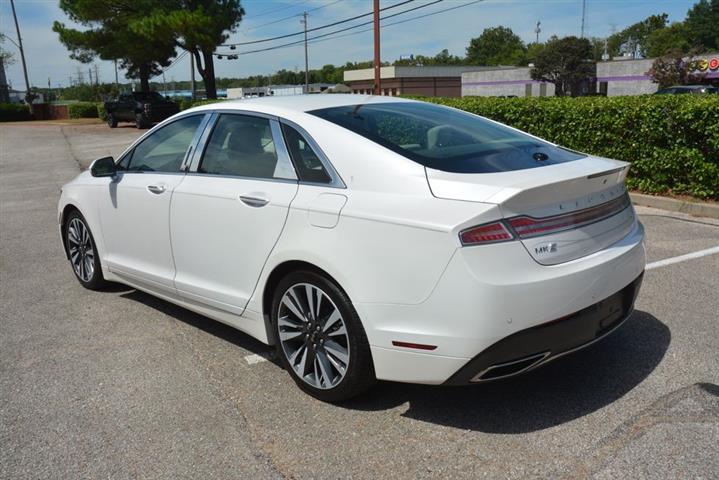 2018 MKZ Reserve image 10