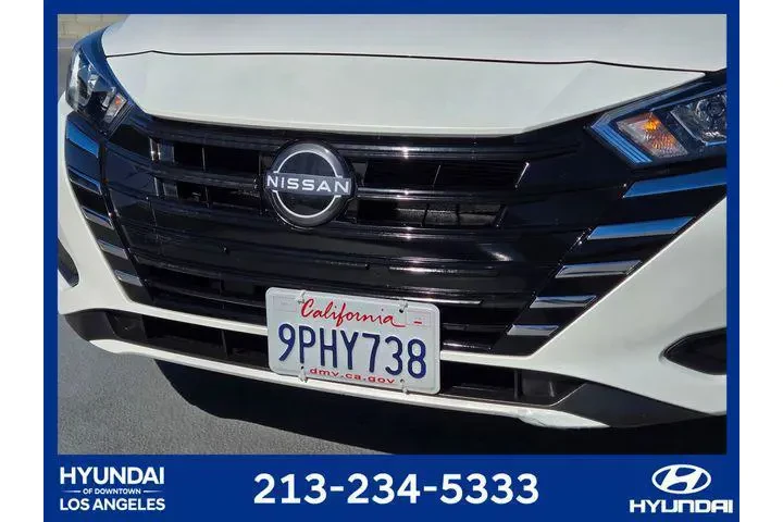 $21499 : Nissan Versa 2024 SV 4dr Sed image 9