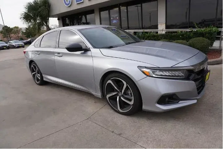 $24988 : Honda Accord 2022 Sport 4dr image 1