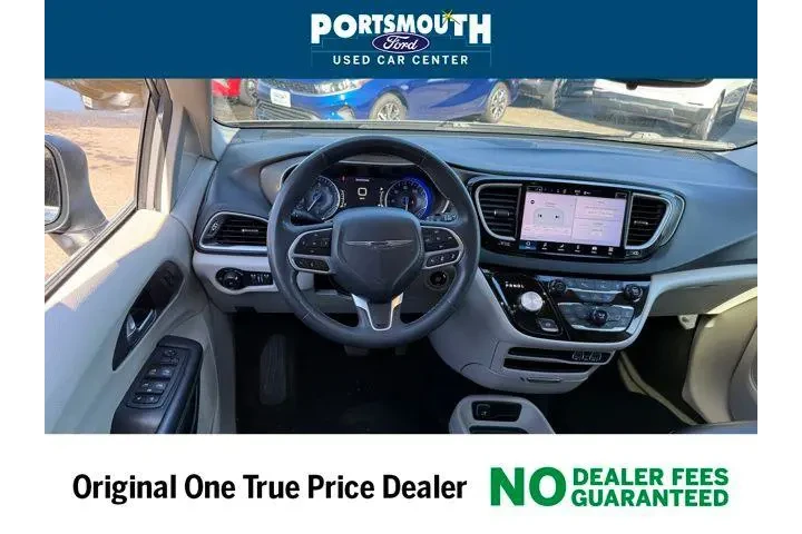 $23995 : Chrysler Pacifica 2023 Touri image 7