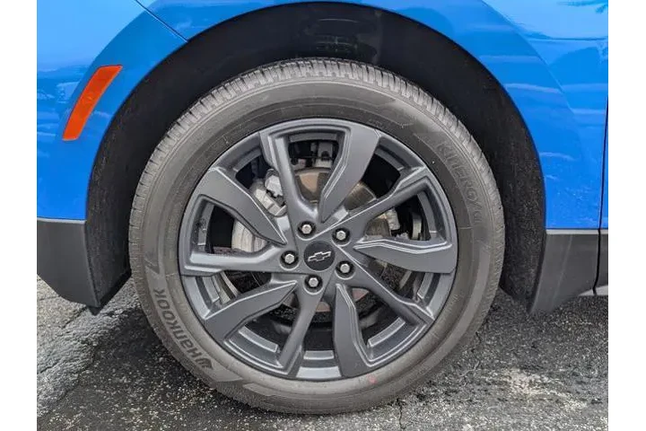 $24995 : Chevrolet Equinox 2024 RS 4d image 6