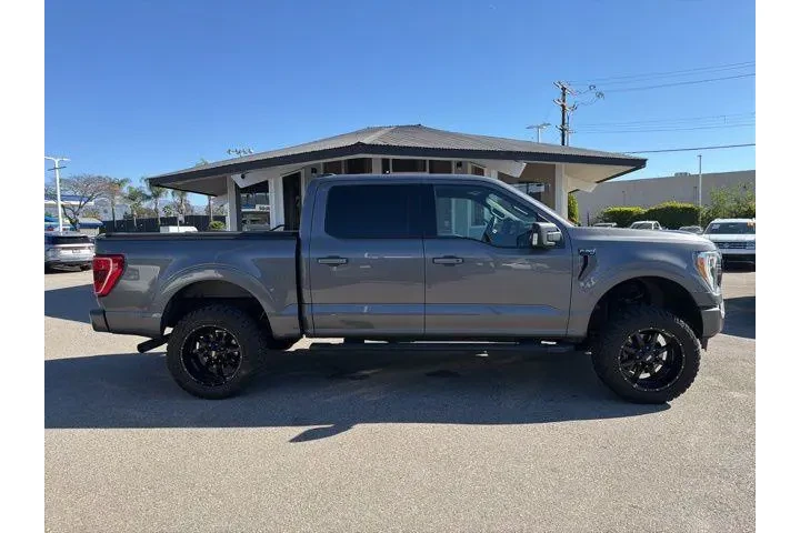 $33676 : Ford F-150 2021 4x2 XL 4dr S image 8