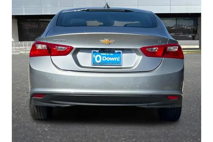 $19677 : Chevrolet Malibu 2025 LT 4dr image 8