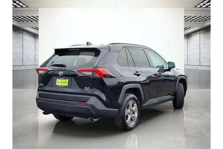 $31488 : Toyota RAV4 2024 AWD XLE 4dr image 7
