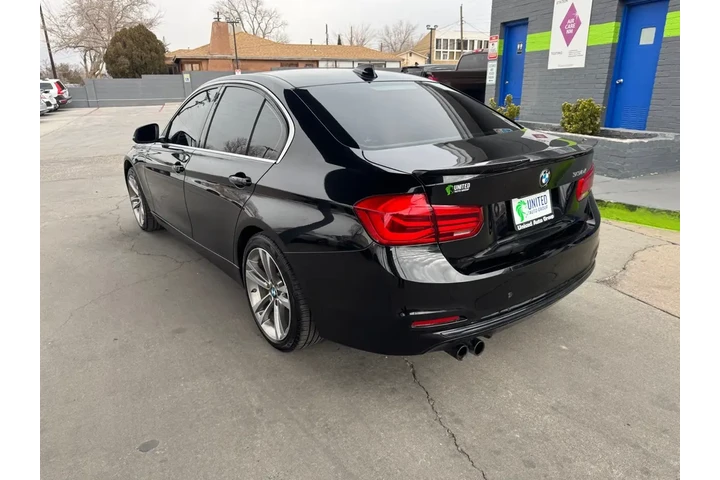 2018 BMW 3-Series 330i SULEV image 7