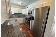 $900 : Single modern stainless home thumbnail