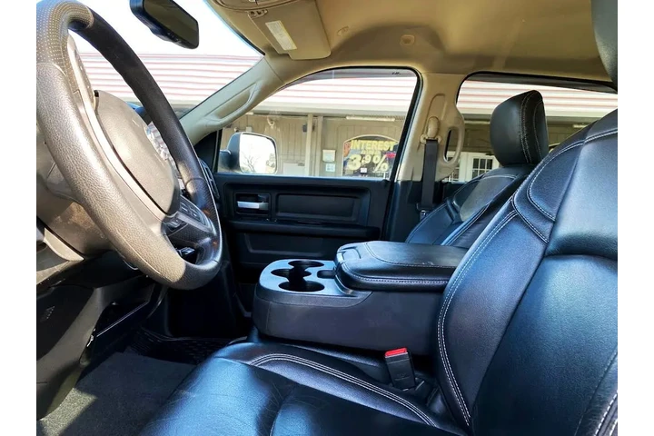 2019 RAM 2500 Tradesman Crew image 7