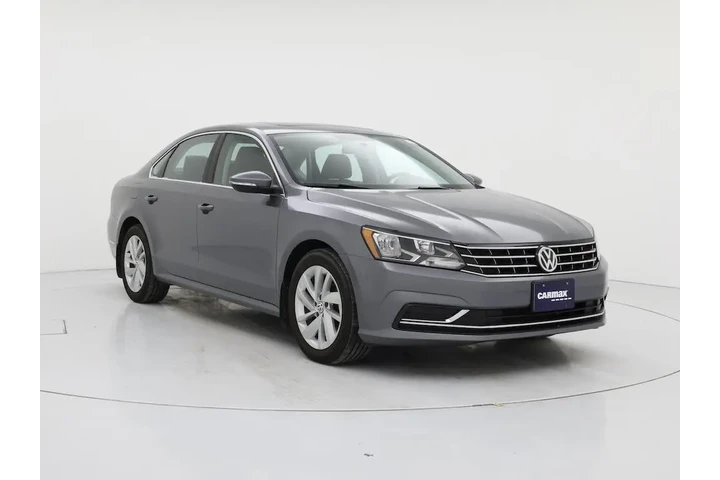 $15998 : Volkswagen Passat 2018 2.0T image 1