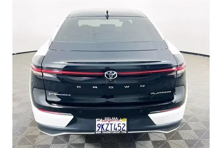 $37800 : Toyota Crown 2024 AWD Platin image 6