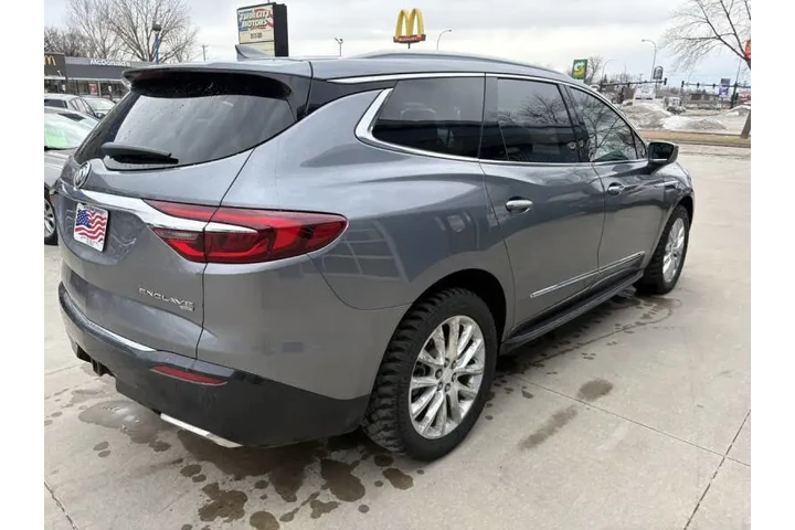 $14990 : 2018 Enclave Premium image 7