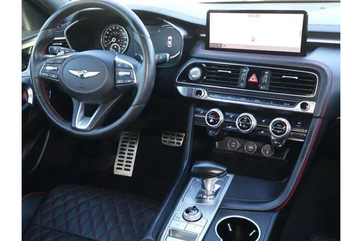 $32988 : Genesis G70 2022 AWD 3.3T St image 10