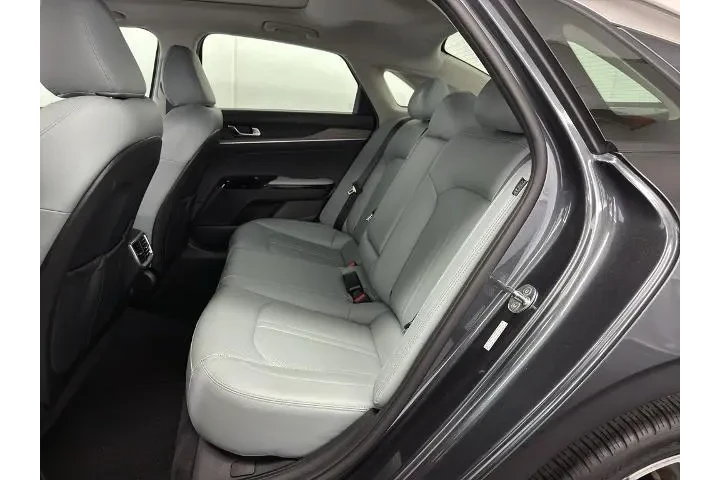 $26985 : Kia K5 2021 EX 4dr Sedan image 8