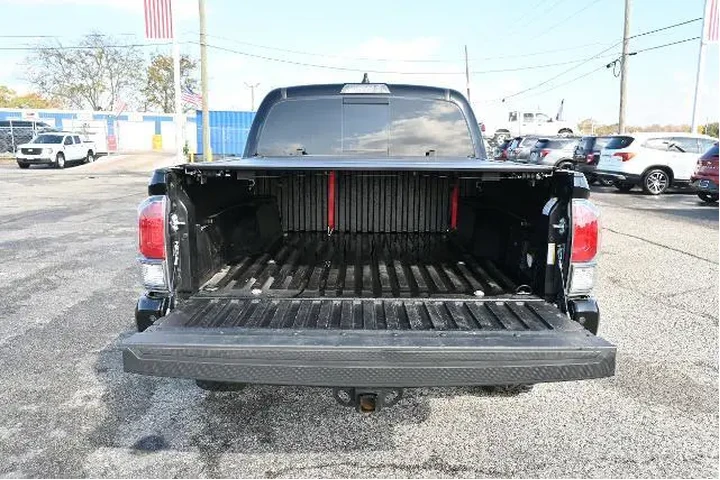 $36988 : Toyota Tacoma 2023 4x4 TRD P image 5