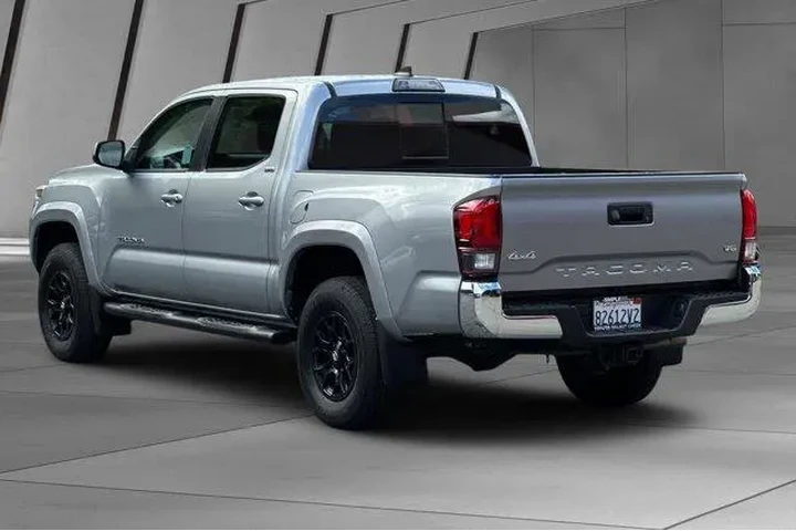 $32900 : Toyota Tacoma 2019 4x4 TRD P image 10