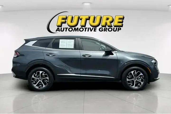 $27988 : Kia Sportage Hybrid 2023 AWD image 3
