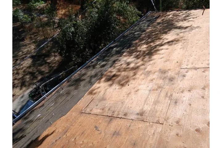 AT Max Roofing LLC image 3