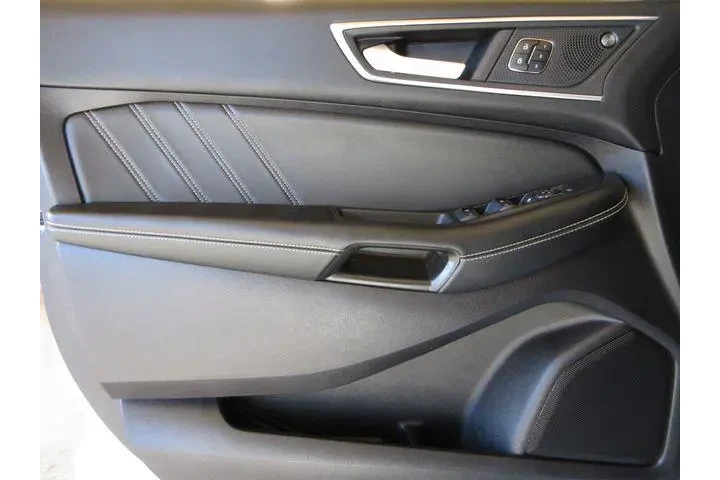 $25499 : Ford Edge 2022 AWD ST 4dr Cr image 9