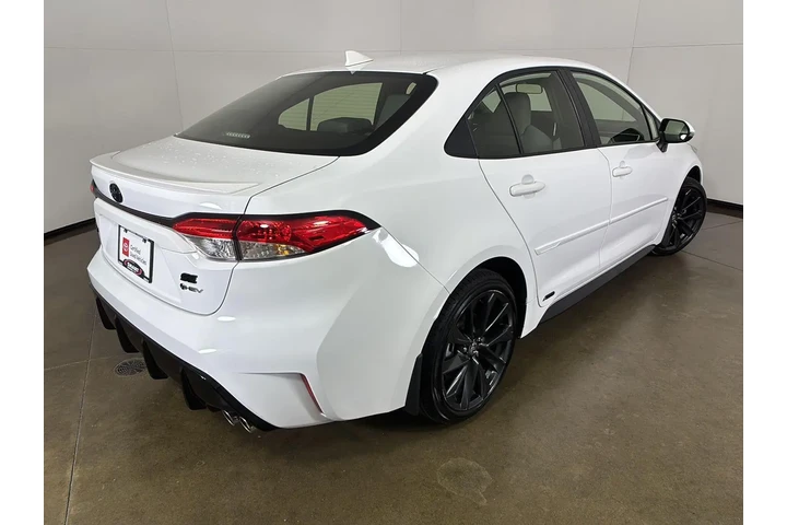 $30000 : Gold Certified 2025 Corolla H image 8
